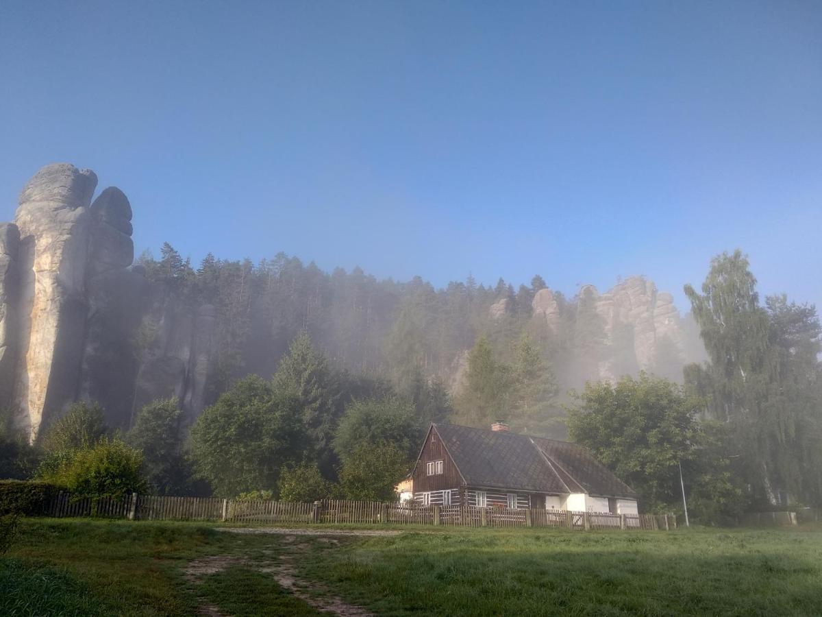 Penzion Adrspach " U Kozaru " Екстер'єр фото